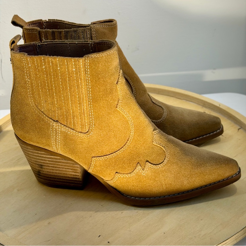 Sam Edelman Winona Western Suede Tan Ankle Boots - Picture 5 of 8